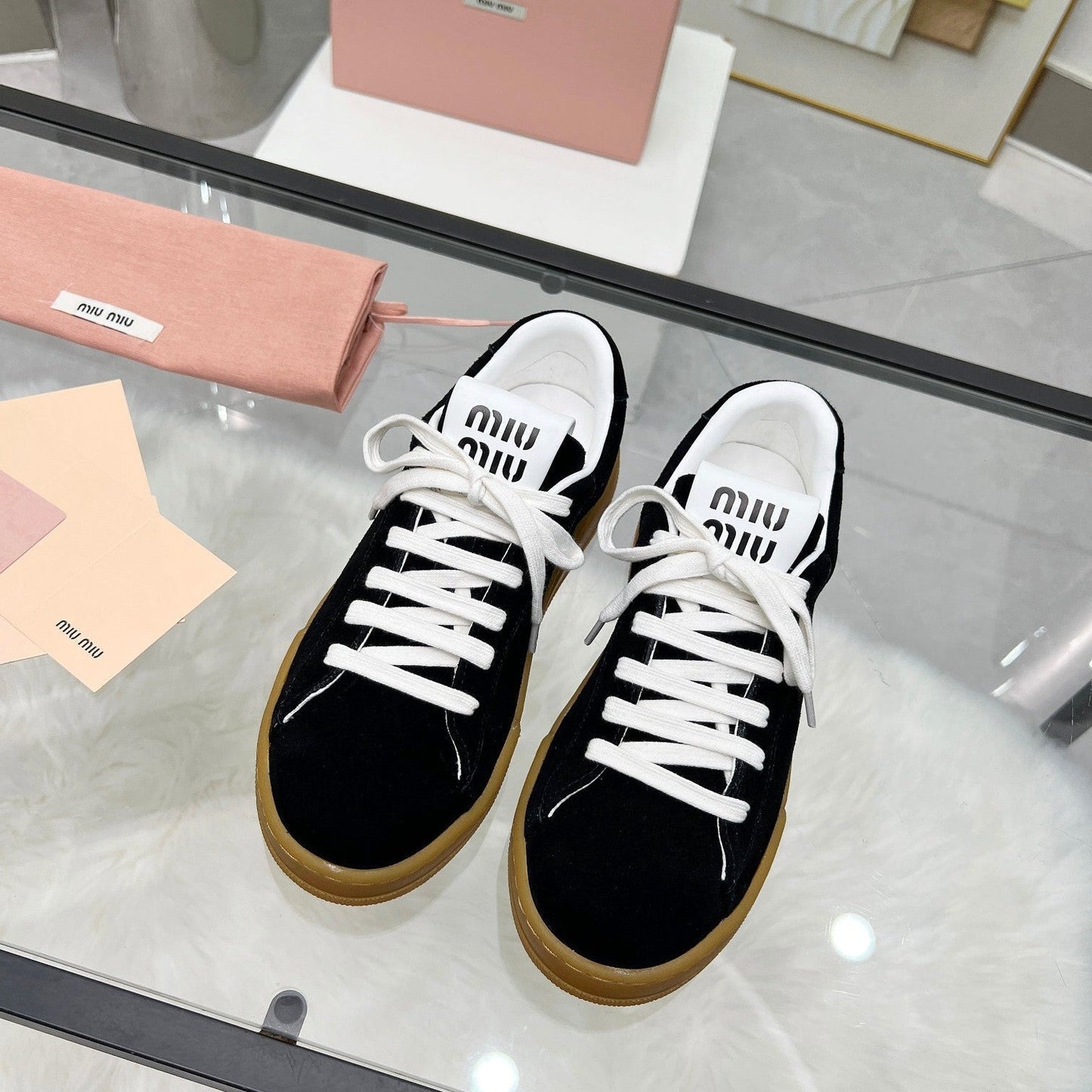 ECRU SNEAKERS IN BLACK SUEDE - 35