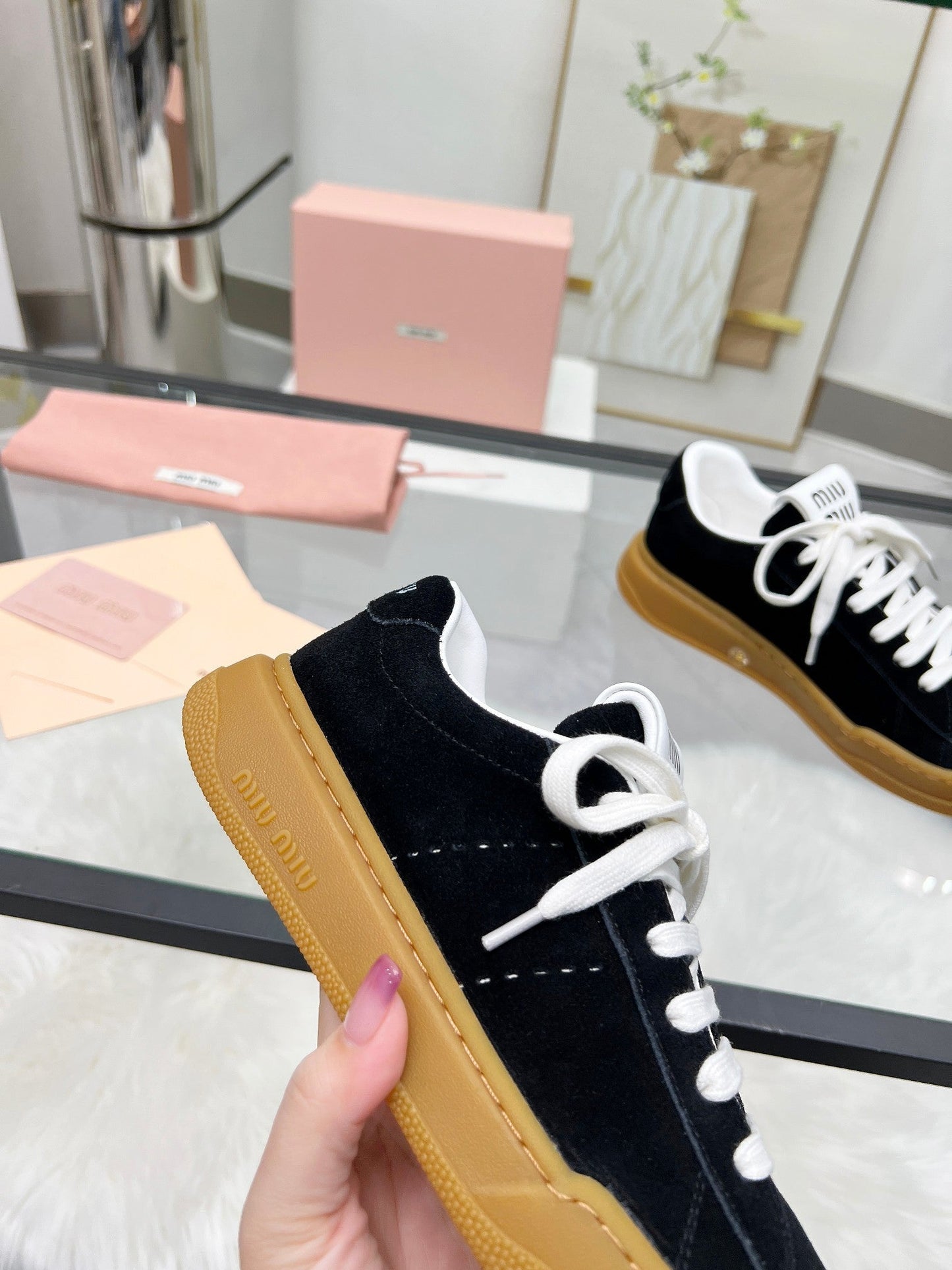 ECRU SNEAKERS IN BLACK SUEDE - 35