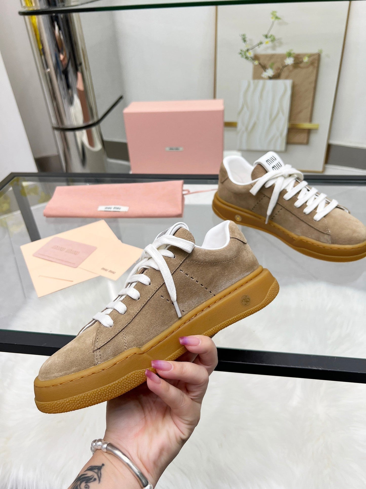 ECRU SNEAKERS IN BROWN BLEACHED SUEDE - 35