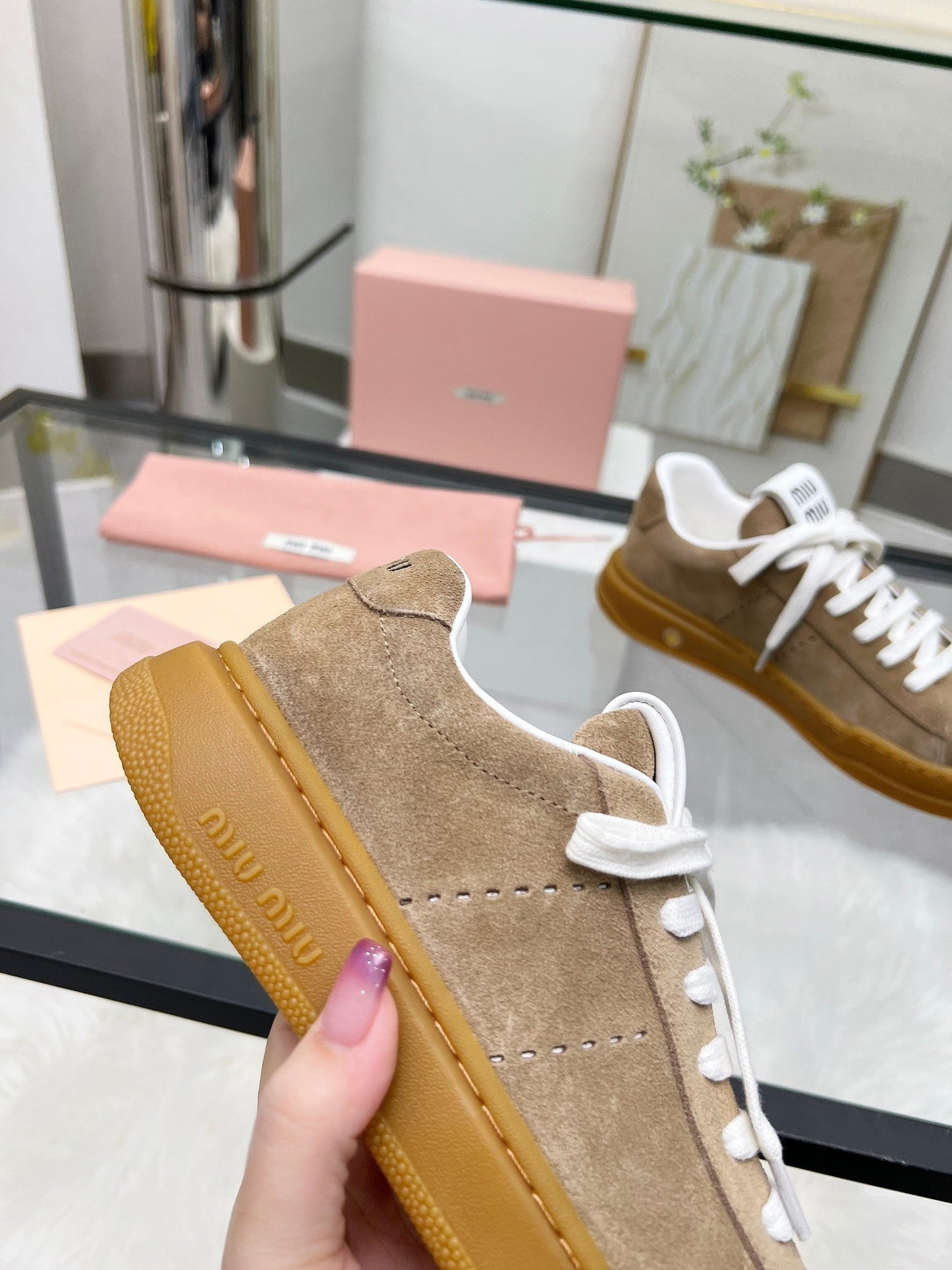 ECRU SNEAKERS IN BROWN BLEACHED SUEDE - 35