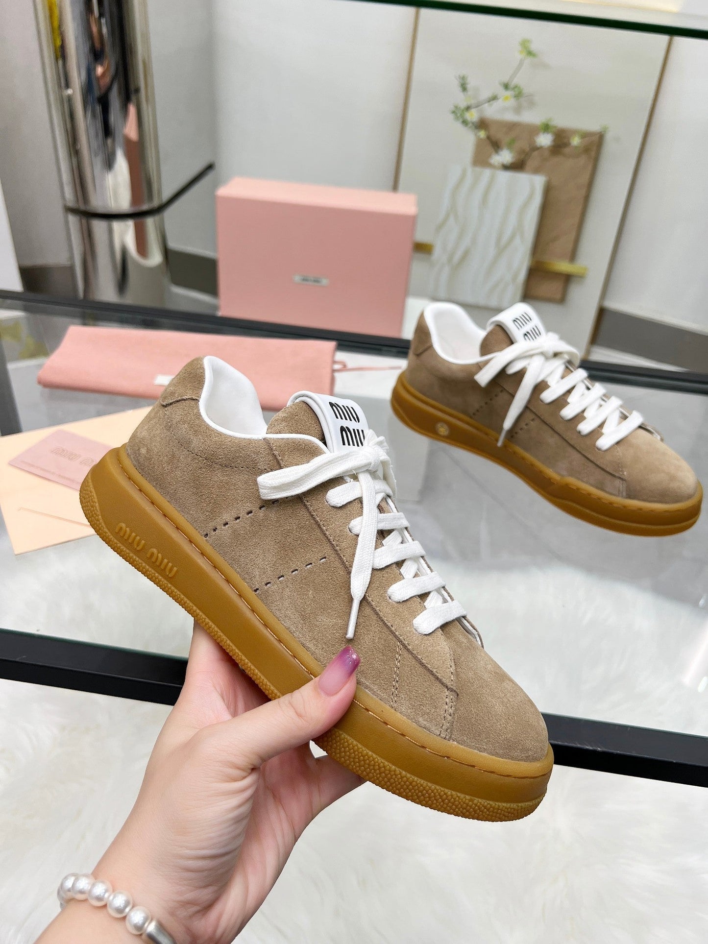 ECRU SNEAKERS IN BROWN BLEACHED SUEDE - 35