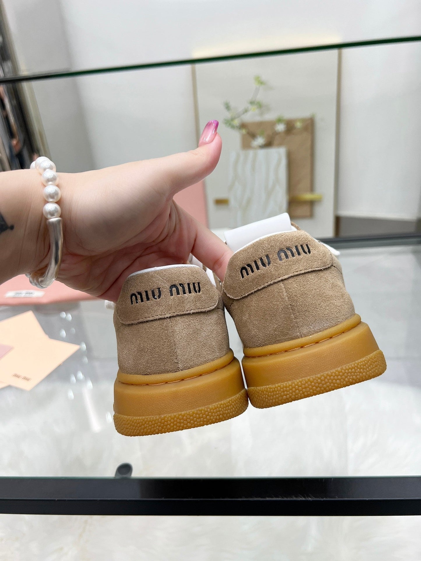 ECRU SNEAKERS IN BROWN BLEACHED SUEDE - 35
