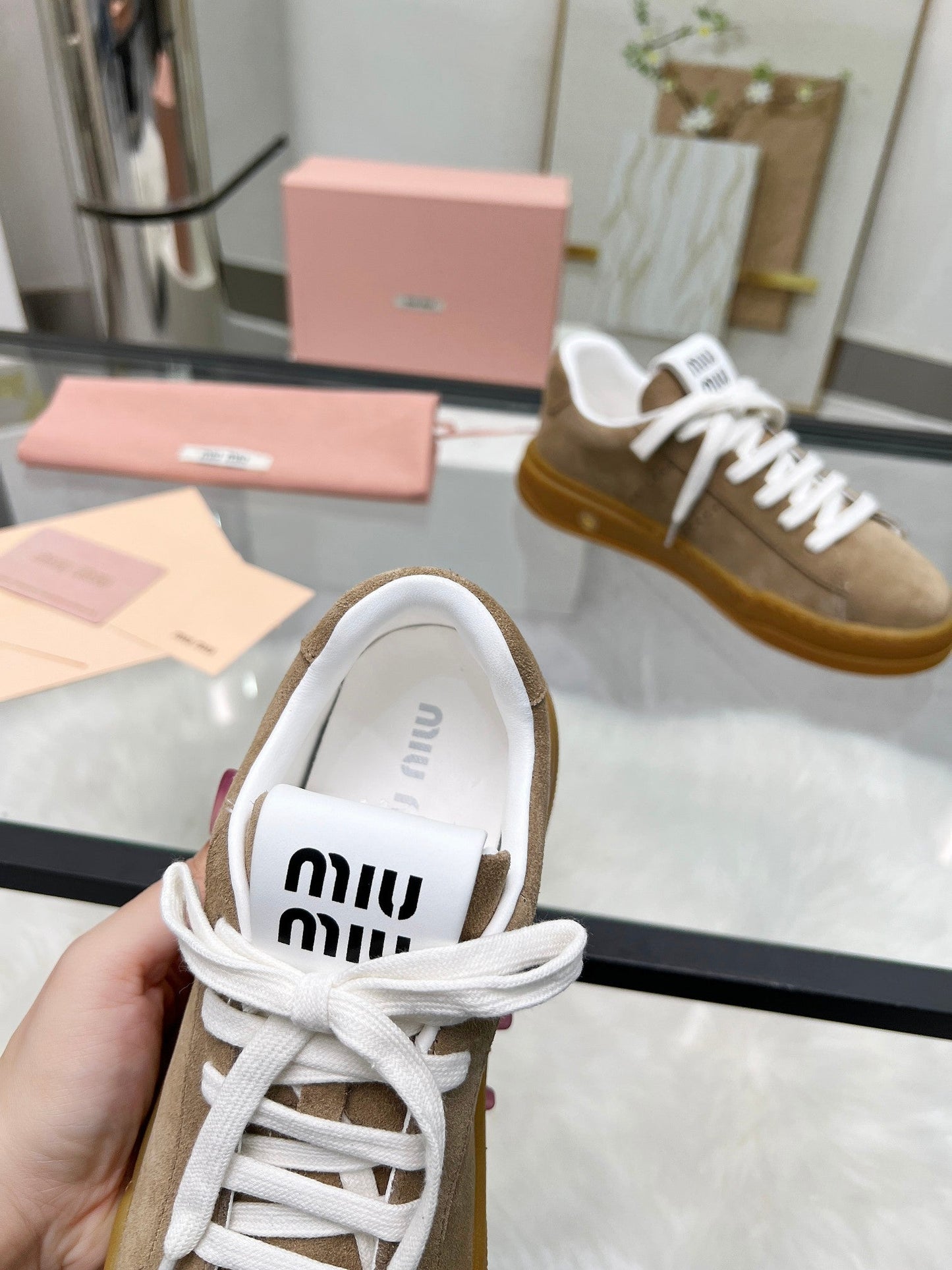 ECRU SNEAKERS IN BROWN BLEACHED SUEDE - 35