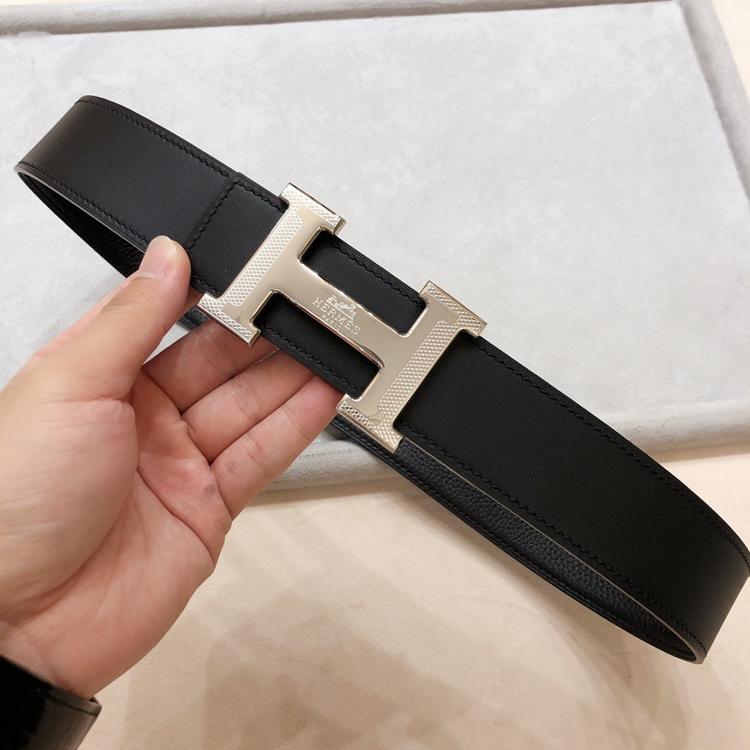 HM BELT BUCKLE & REVERSIBLE BLACK LEATHER STRAP 38 MM SILVER HARDWARE - 30