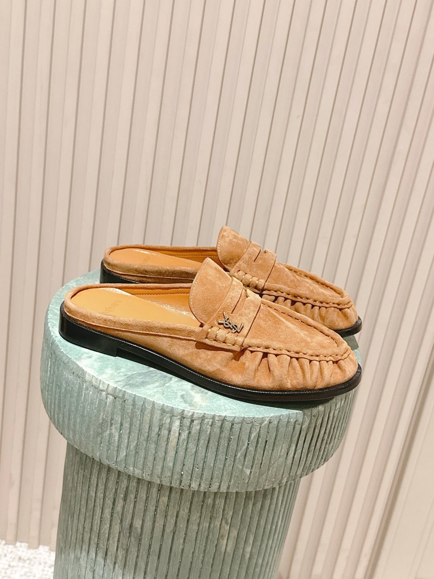 YSL 25S LOAFER MULE IN CARAMEL SUEDE - 35