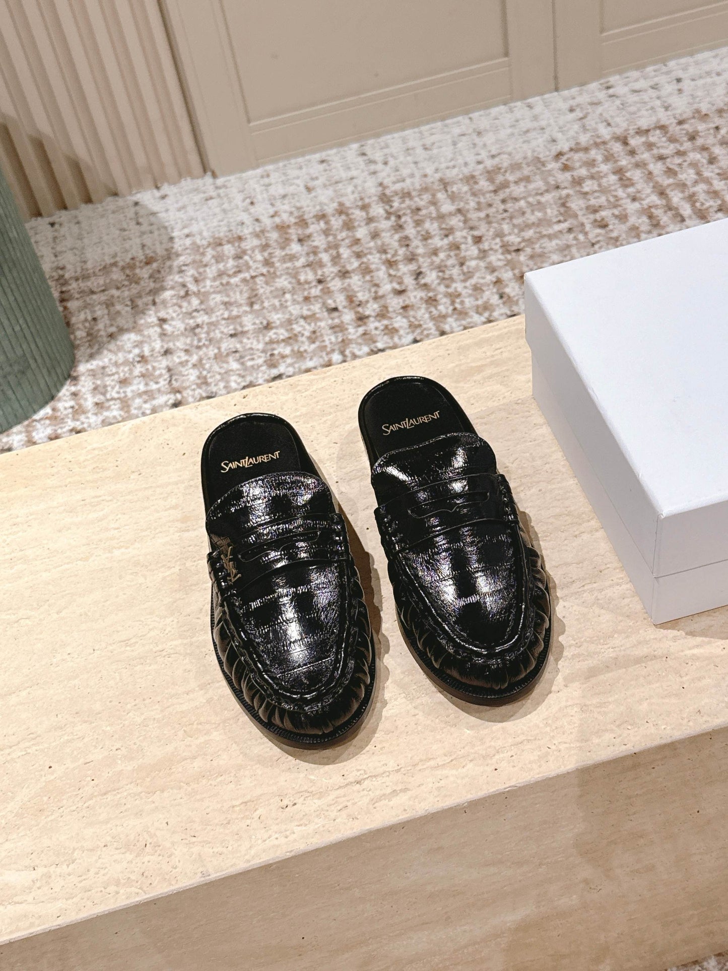 YSL 25S LOAFER MULE IN BLACK GLOSSY CALFSKIN - 35