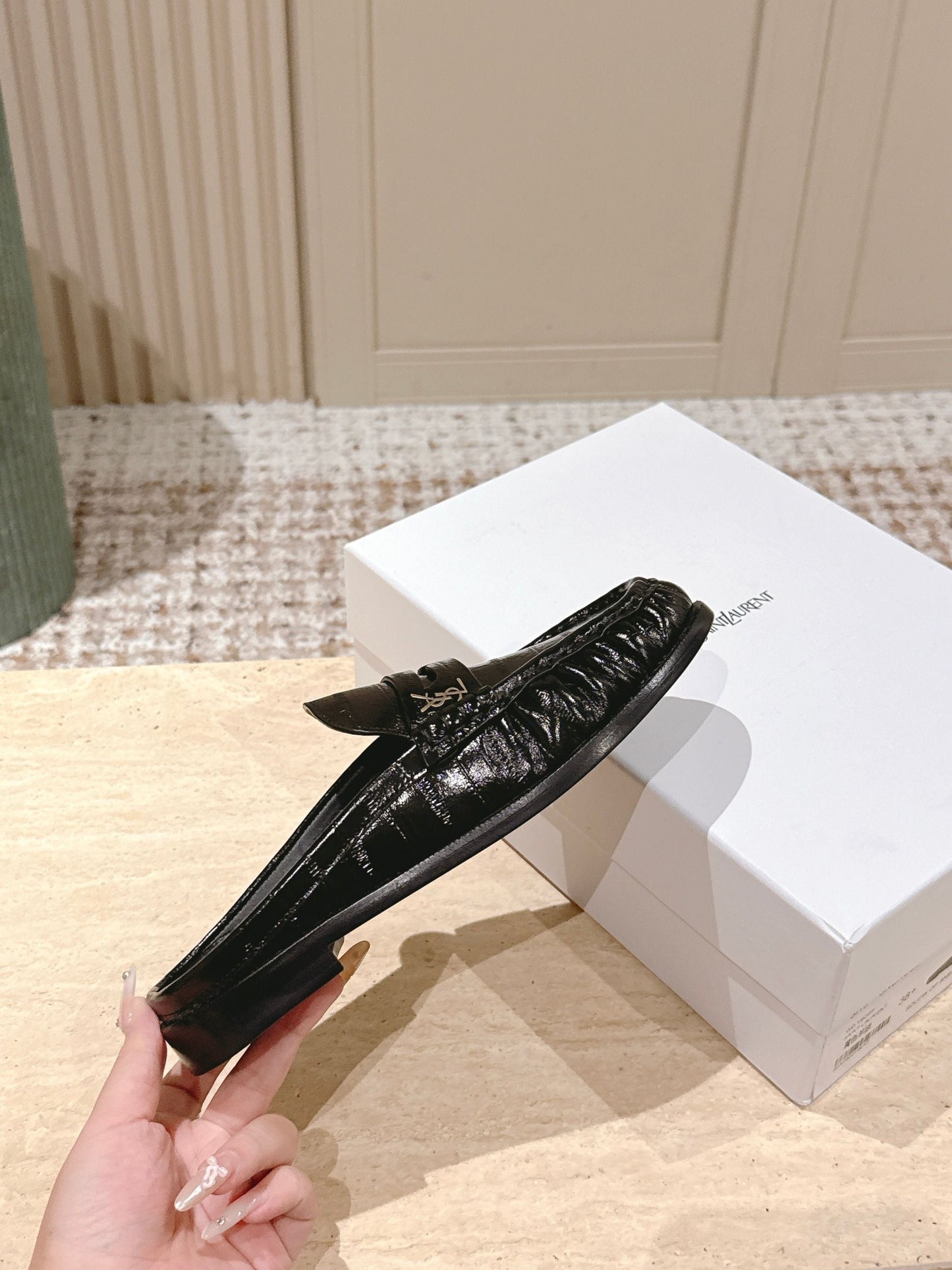 YSL 25S LOAFER MULE IN BLACK GLOSSY CALFSKIN - 35