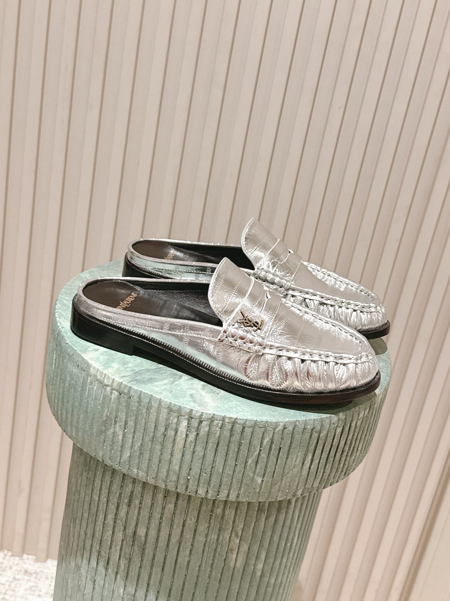 YSL 25S LOAFER MULE IN SILVER CALFSKIN - 35