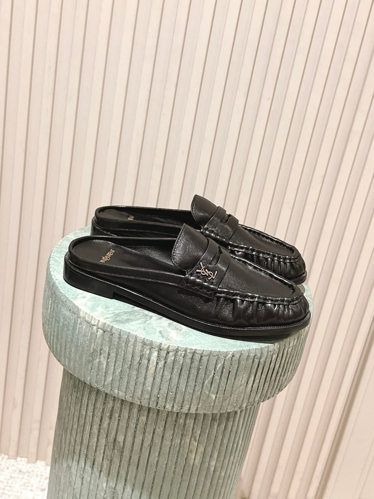 YSL 25S LOAFER MULE IN BLACK CALFSKIN - 35