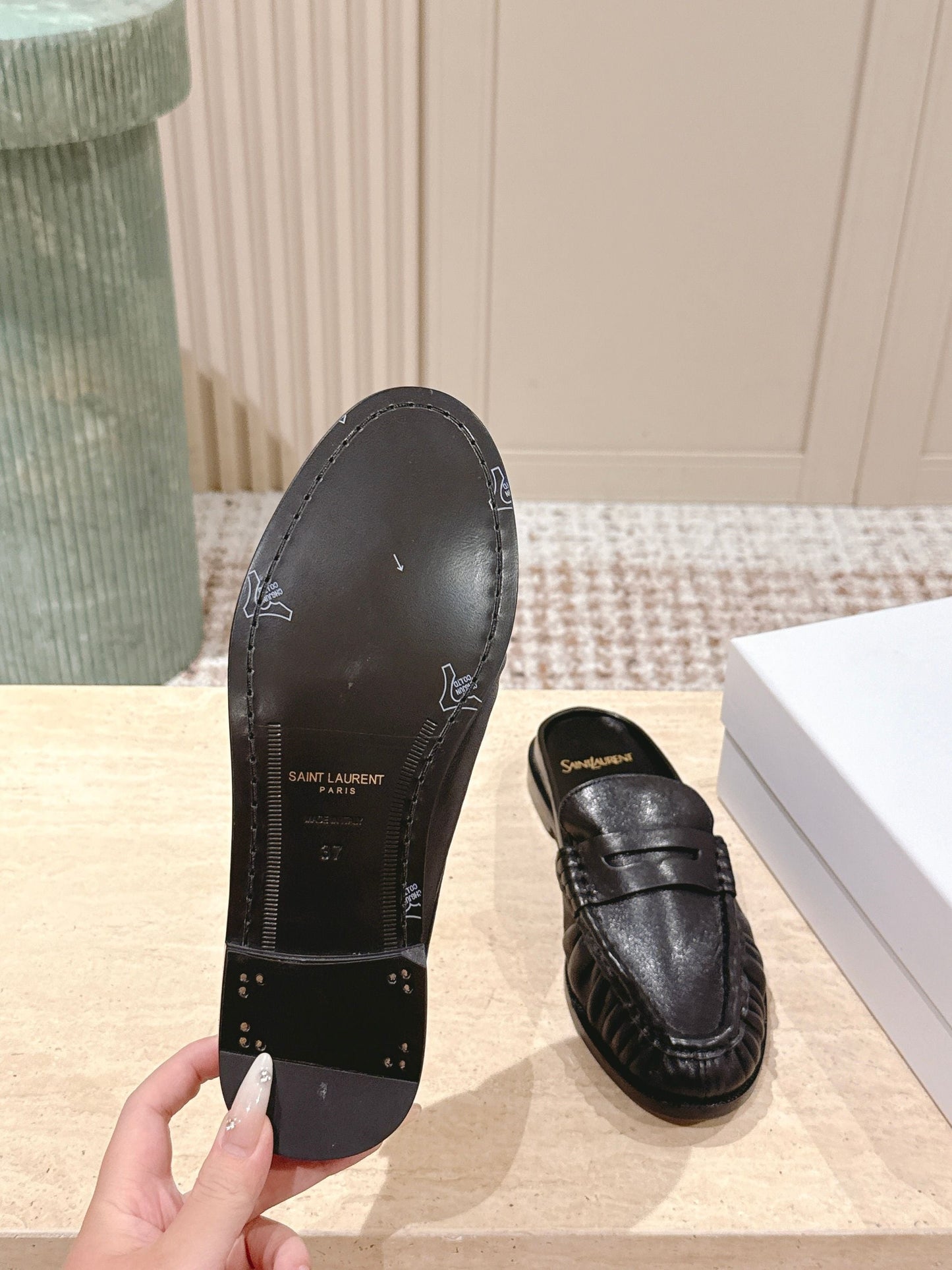 YSL 25S LOAFER MULE IN BLACK CALFSKIN - 35