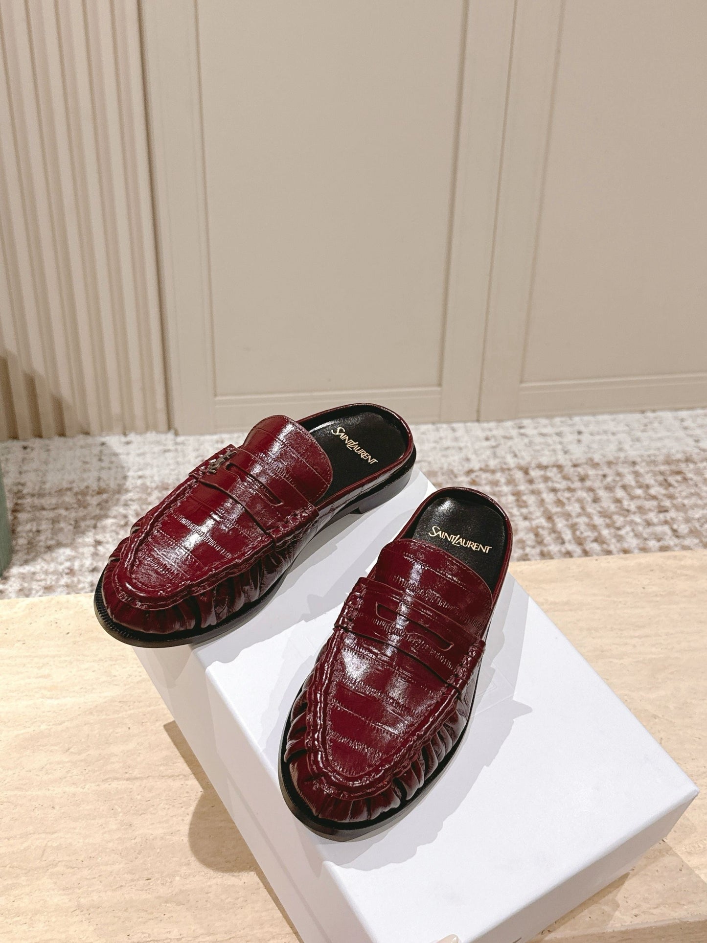 YSL 25S LOAFER MULE IN DARK RED GLOSSY CALFSKIN - 35