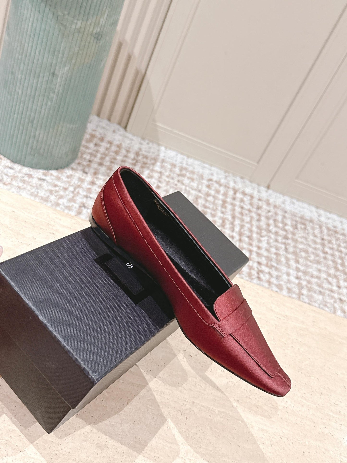 YSL 25S SAINT LAURENT POPPY BALLET FLATS IN VINTAGE RED SILK - 35
