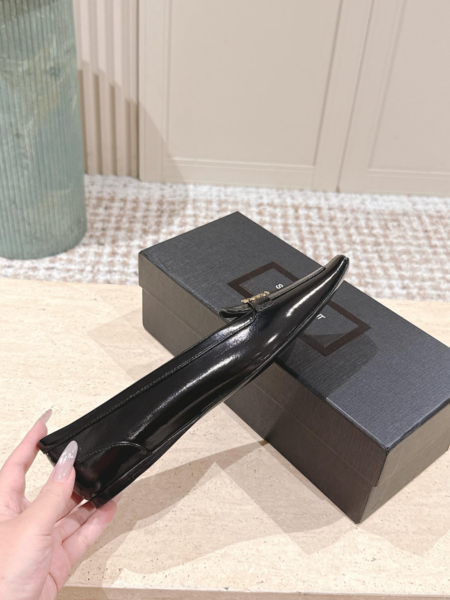 YSL 25S SAINT LAURENT POPPY BALLET FLATS IN BLACK GLOSSY CALFSKIN - 35