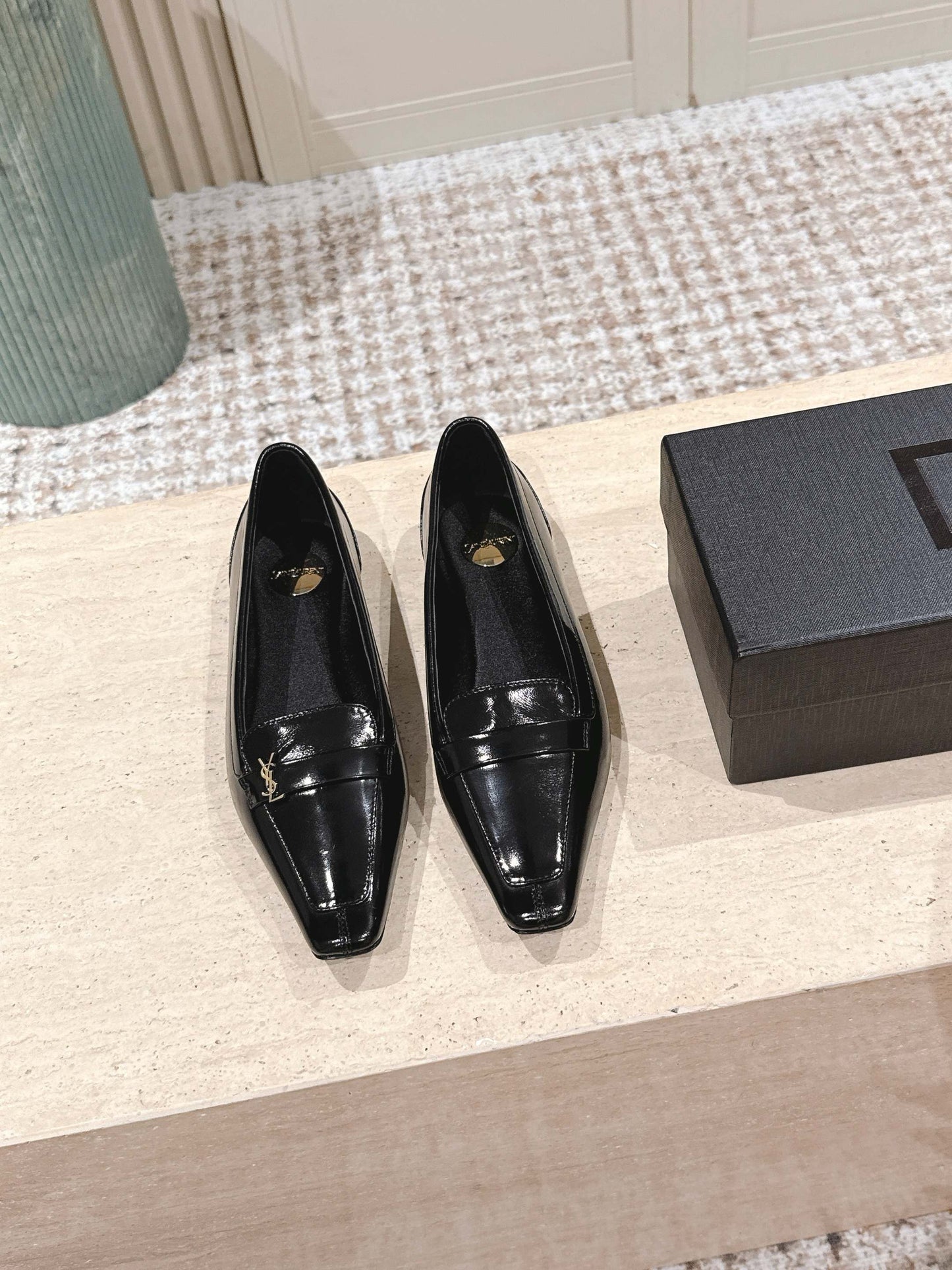 YSL 25S SAINT LAURENT POPPY BALLET FLATS IN BLACK GLOSSY CALFSKIN - 35