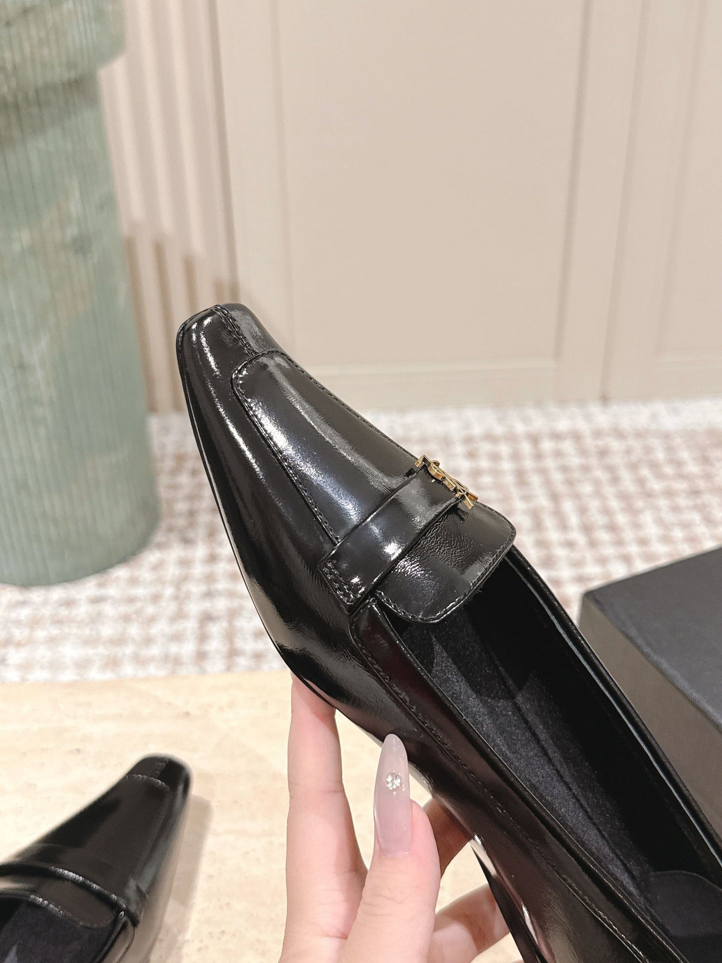 YSL 25S SAINT LAURENT POPPY BALLET FLATS IN BLACK GLOSSY CALFSKIN - 35