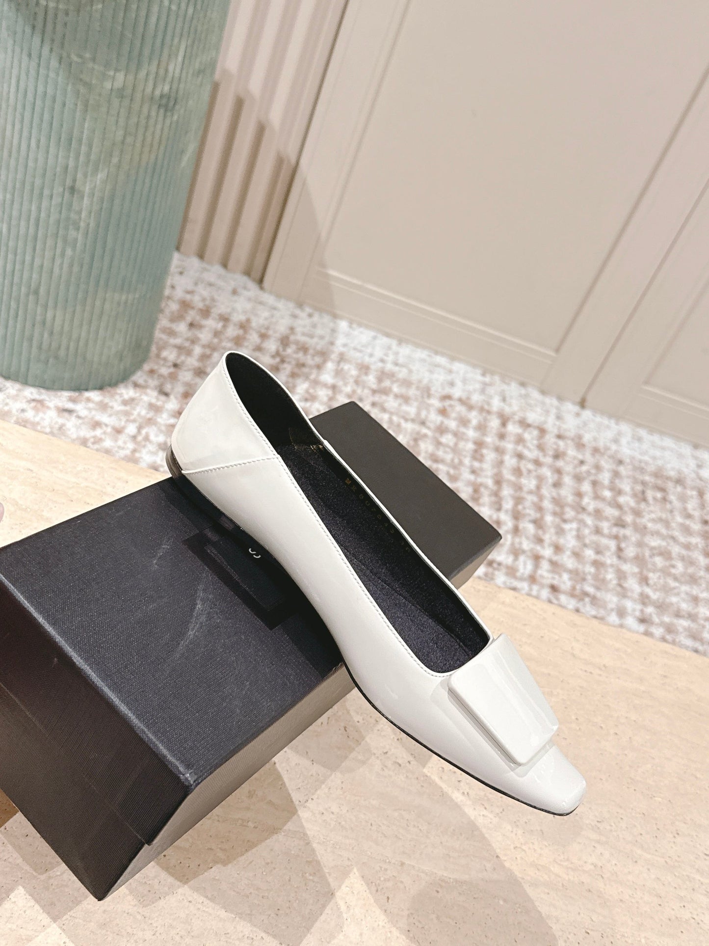 YSL 25S POPPY BALLET FLATS IN IVORY GLOSSY LAMBSKIN - 35
