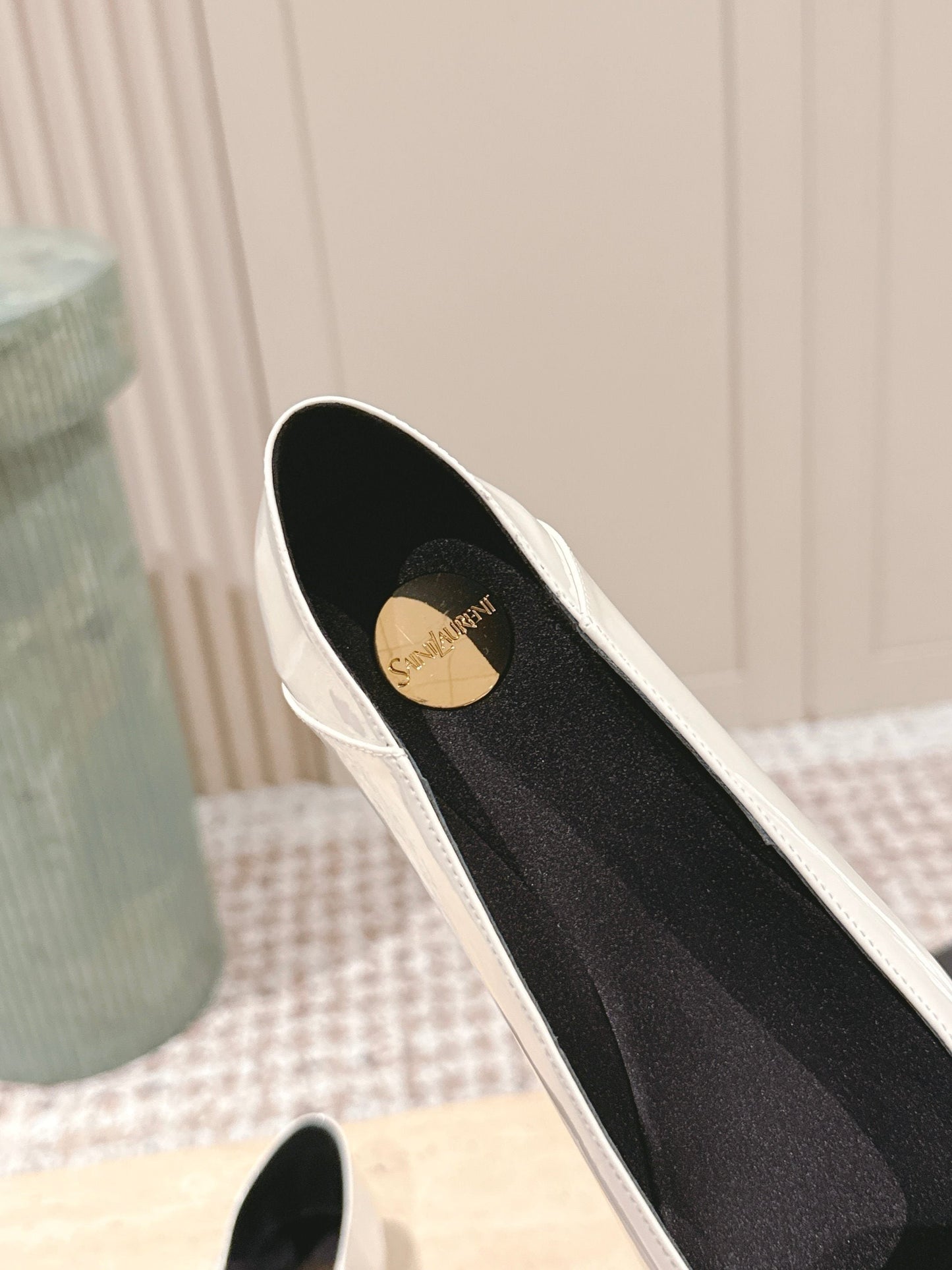 YSL 25S POPPY BALLET FLATS IN IVORY GLOSSY LAMBSKIN - 35