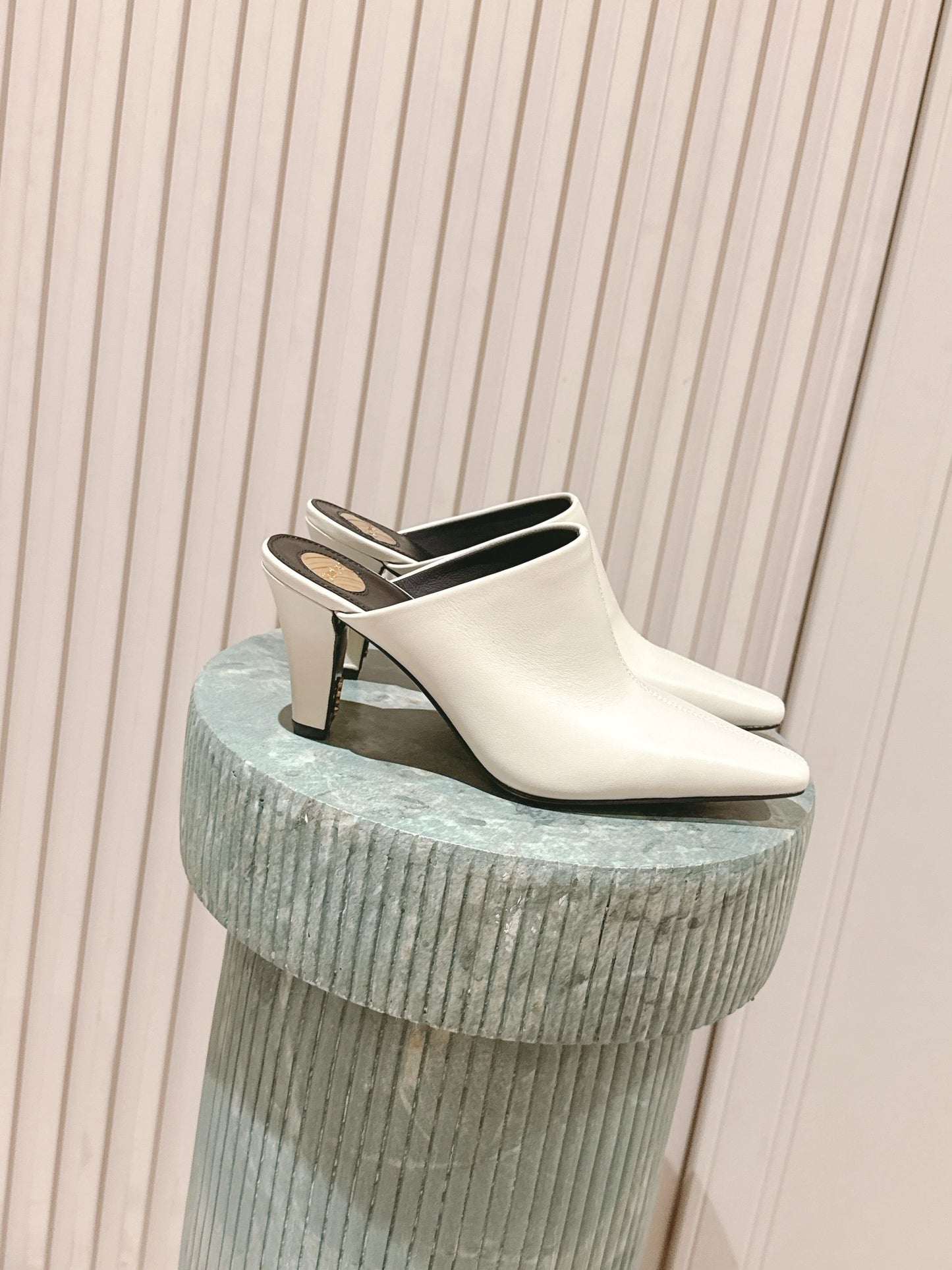 YSL 25S JILL MULES IN IVORY SMOOTH CALFSKIN - 35