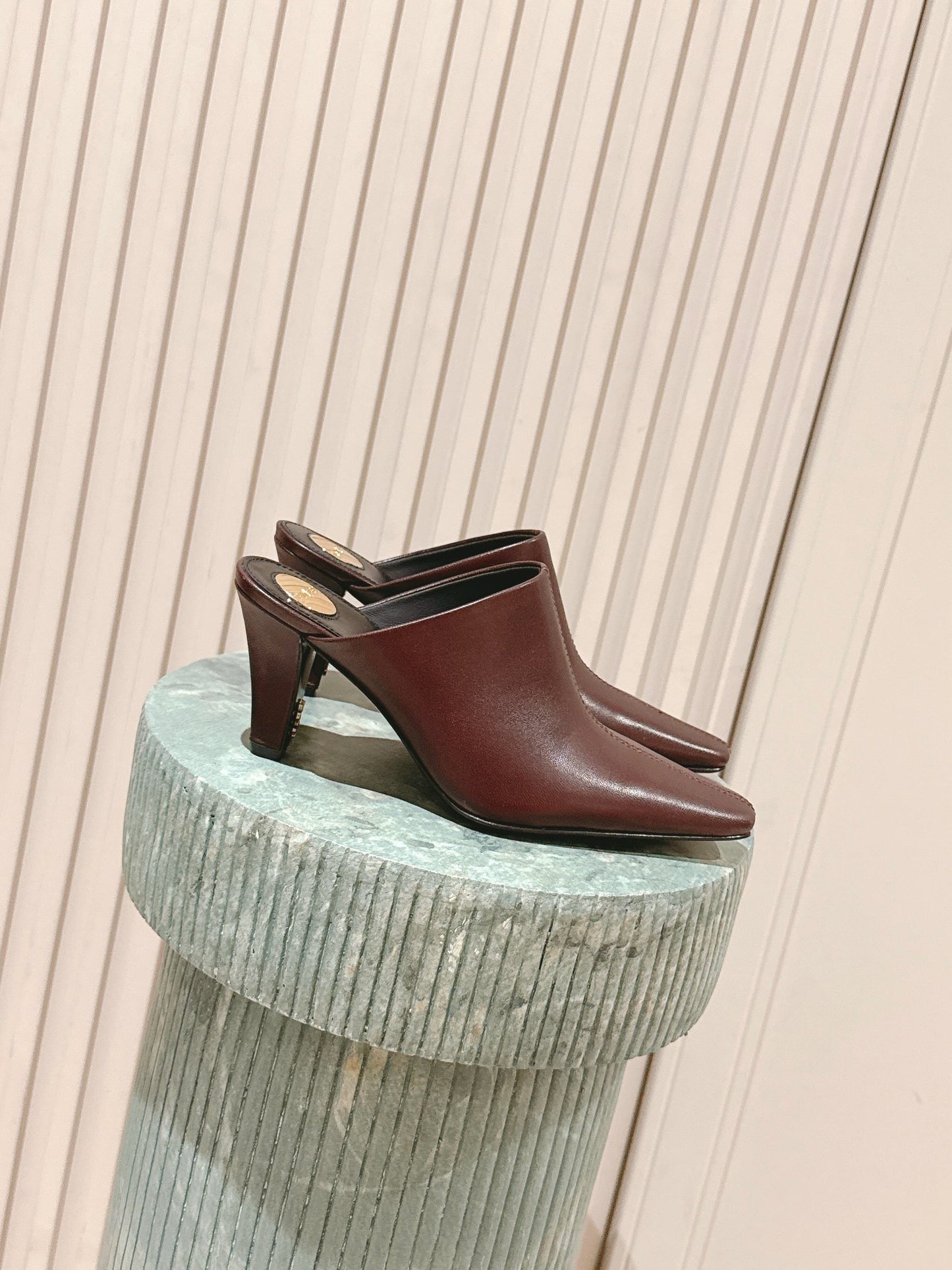 YSL 25S JILL MULES IN BURGUNDY SMOOTH CALFSKIN - 35