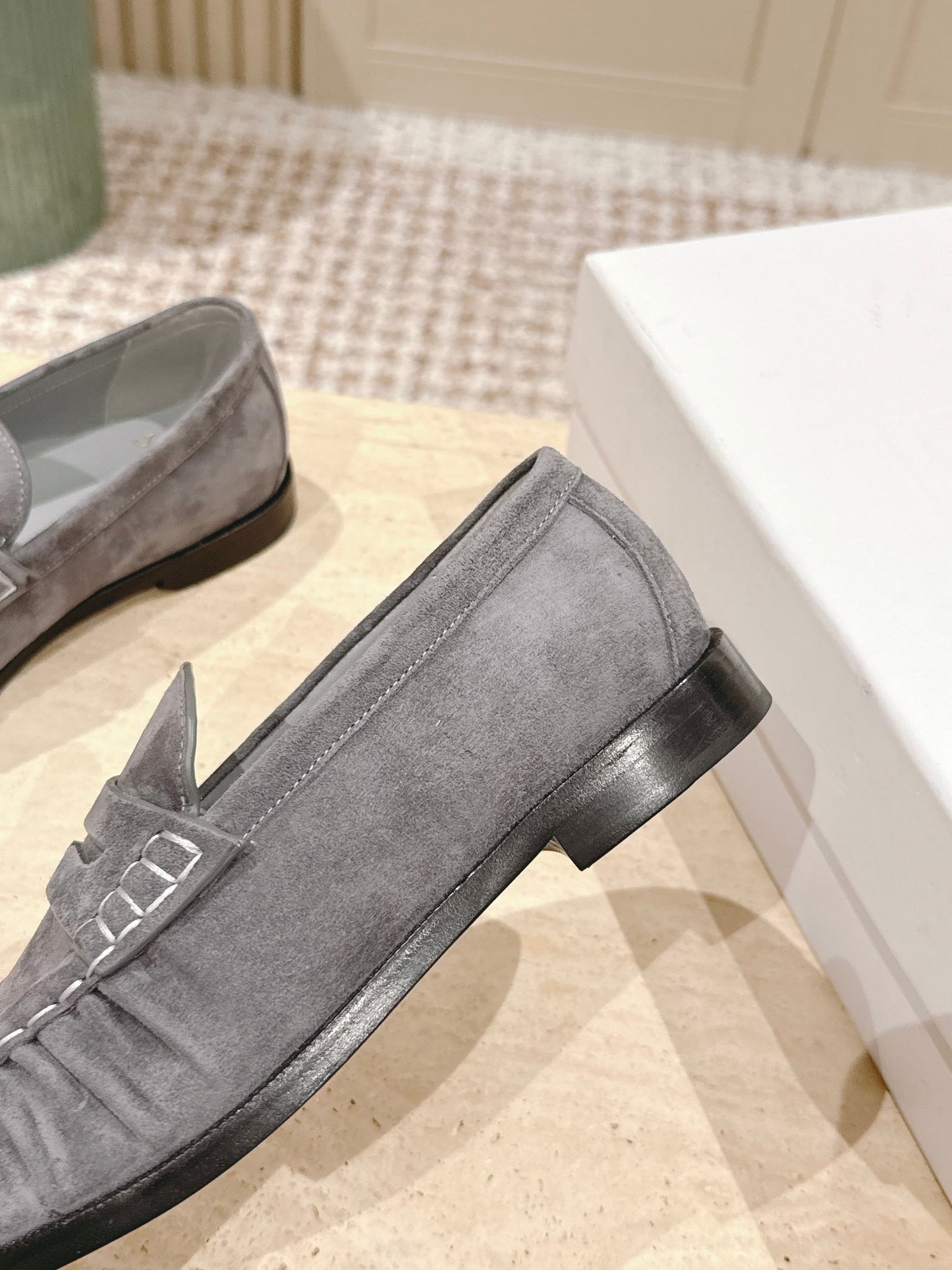 YSL 25S SAINT LAURENT LOAFERS IN GRAY SUEDE WITH SMALL LOGO - 35