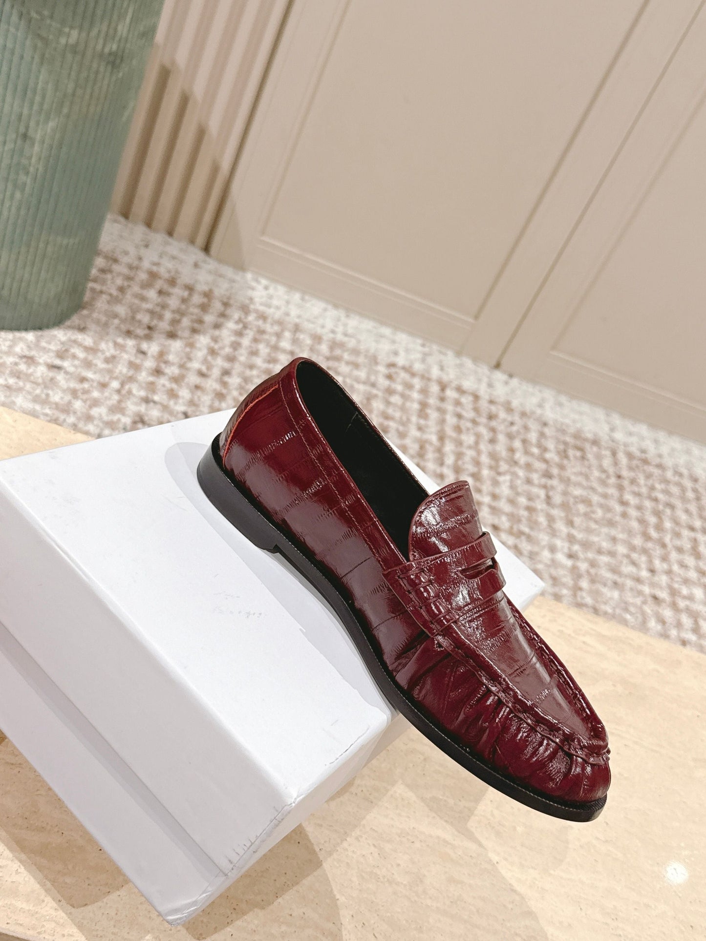 YSL 25S SAINT LAURENT LOAFERS IN DARK RED GLOSSY CALFSKIN WITH SMALL LOGO - 35