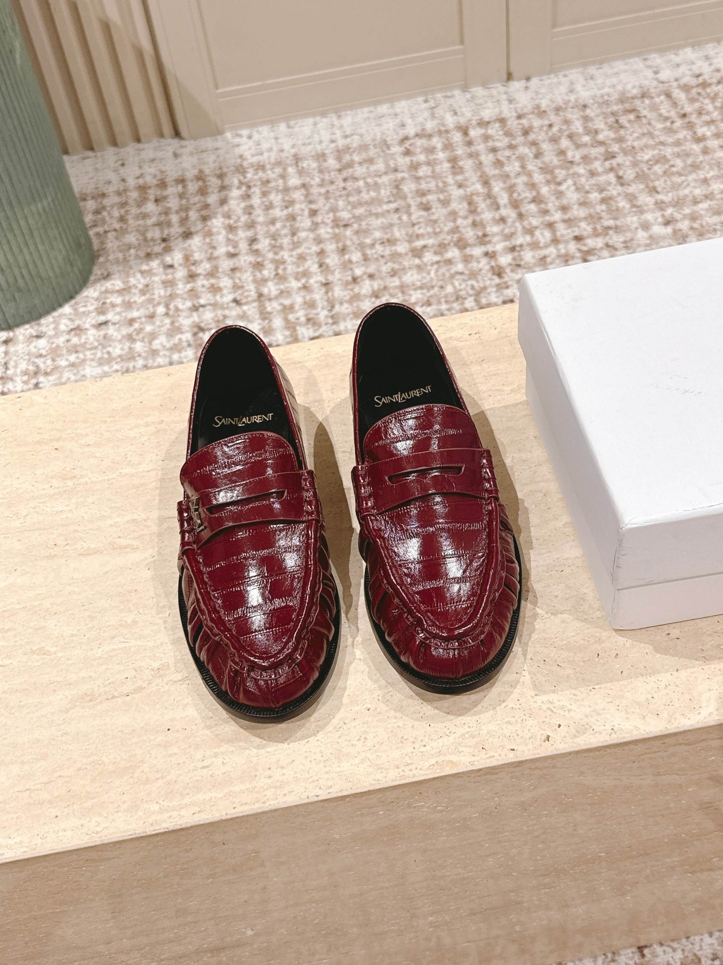 YSL 25S SAINT LAURENT LOAFERS IN DARK RED GLOSSY CALFSKIN WITH SMALL LOGO - 35