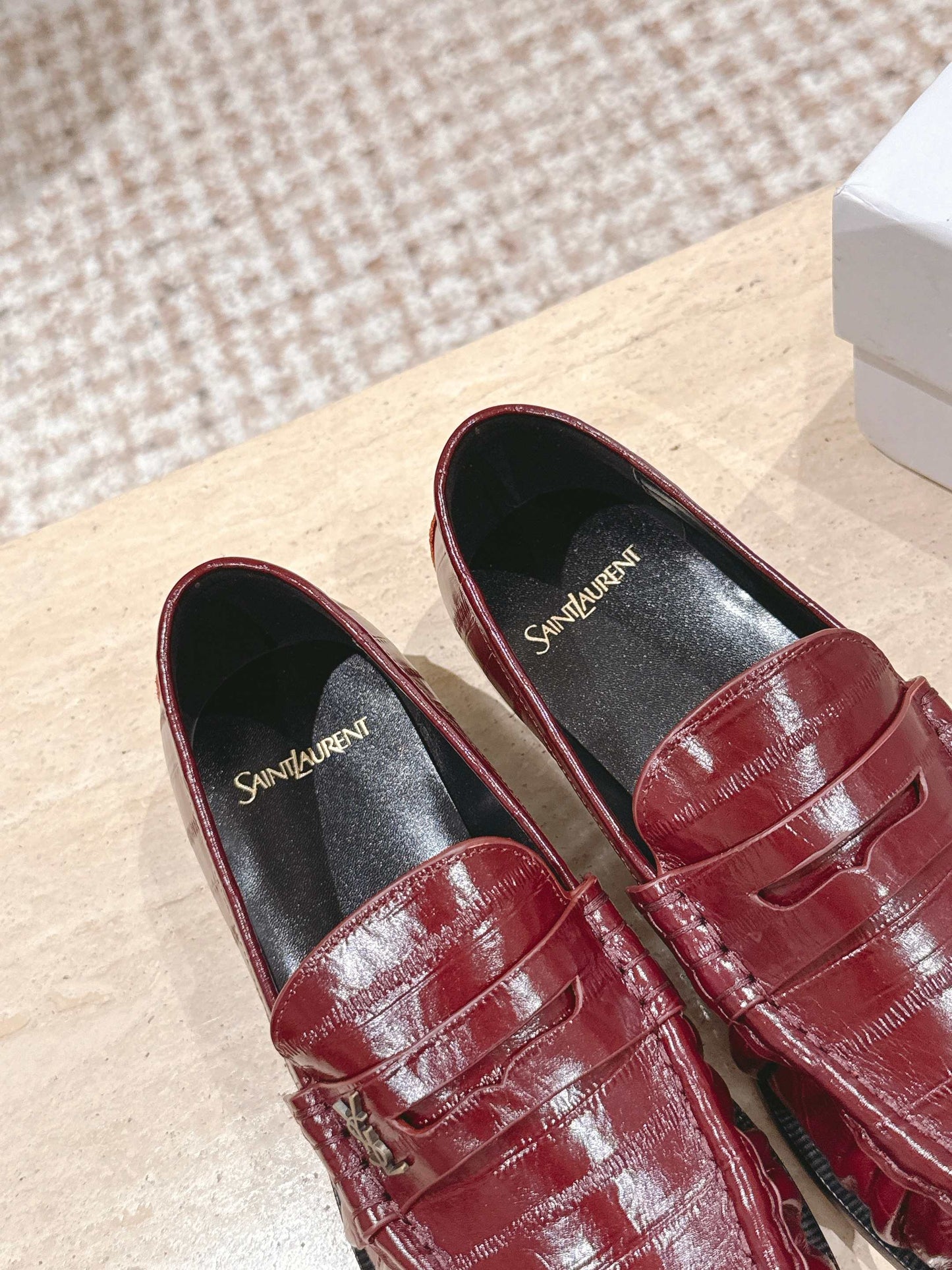 YSL 25S SAINT LAURENT LOAFERS IN DARK RED GLOSSY CALFSKIN WITH SMALL LOGO - 35