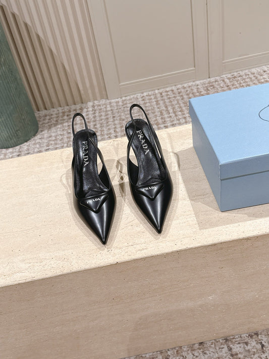 PRADA 26S ТУФЛІ-СЛІНГБЕКИ З ГОСТРИМ НОСКОМ 75 ММ З ЧОРНОЇ БЛИСКУЧОЇ ТЕЛЯЧОЇ ШКІРИ