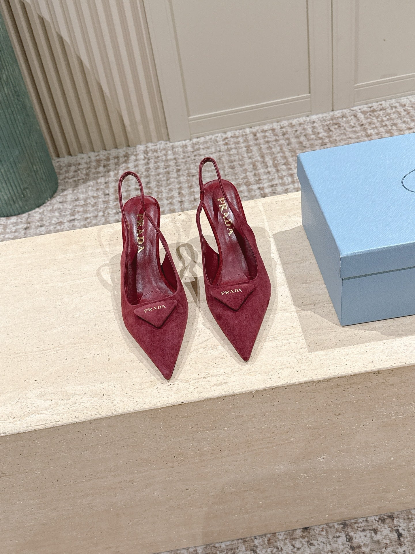 PRADA 26S POINTED-TOE SLINGBACK HEELS 75MM IN DARK RED SUEDE WITH LOGO