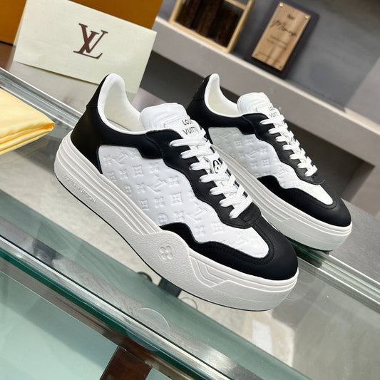 LV WOMEN GROOVY PLATFORM IN WHITE MIX BLACK EMBOSSED CALFSKIN - 35