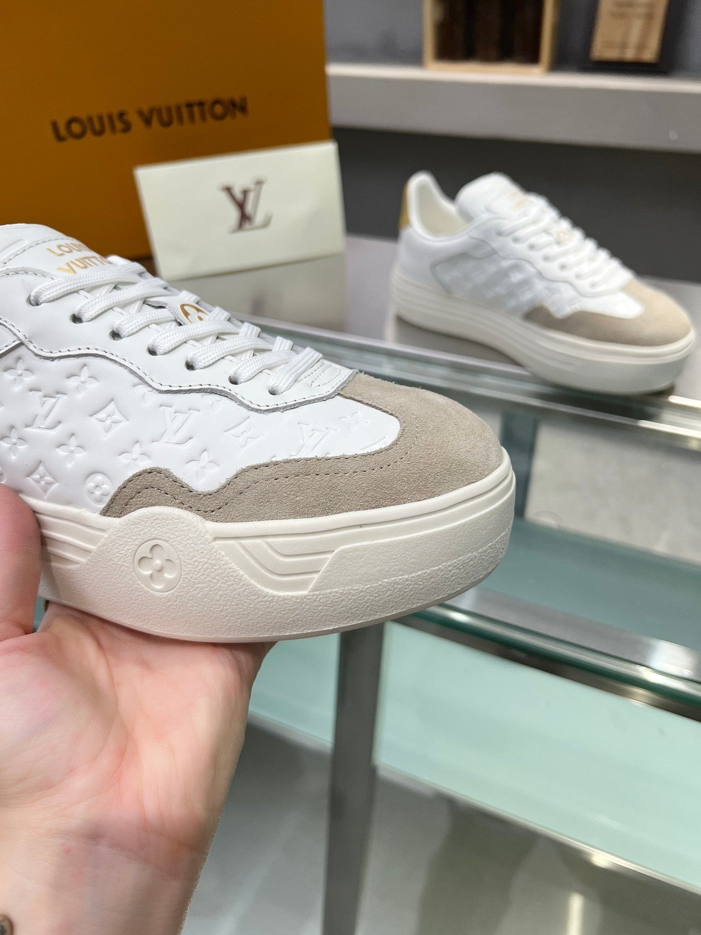 LV WOMEN GROOVY PLATFORM IN CAMEL BROWN SUEDE MIX WHITE EMBOSSED CALFSKIN - 35