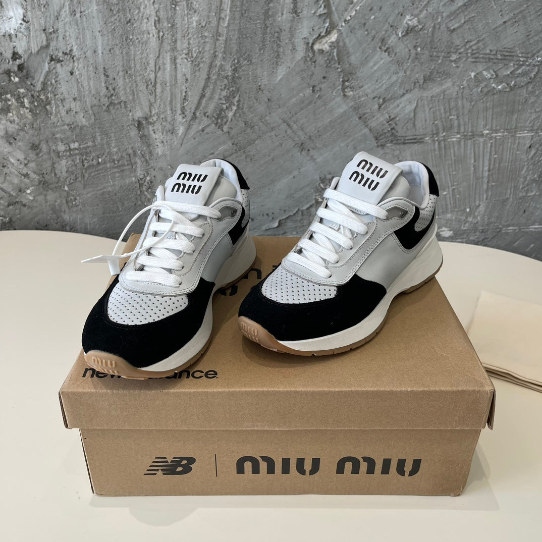 LIGHT GRAY MIX BLACK SNEAKERS COWHIDE - 35