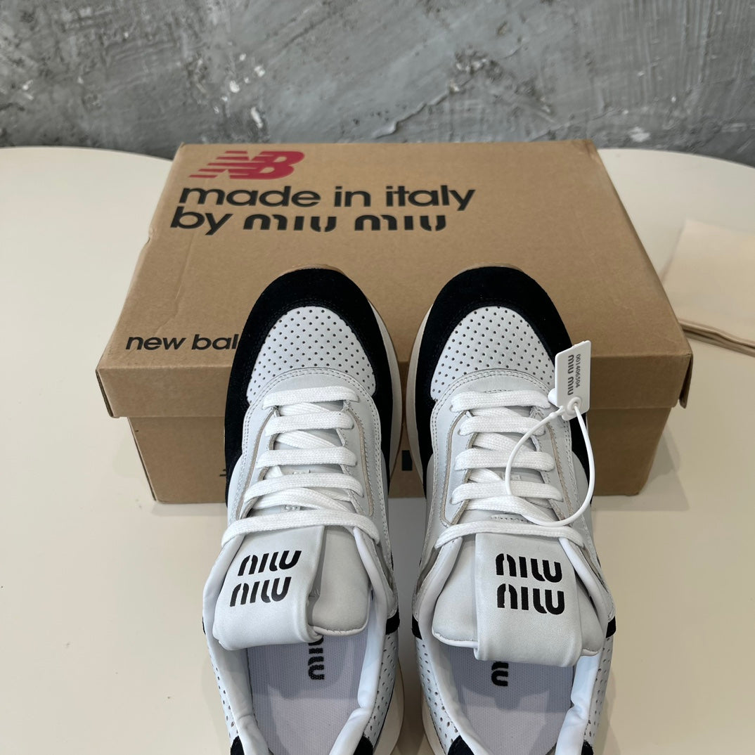 LIGHT GRAY MIX BLACK SNEAKERS COWHIDE - 35