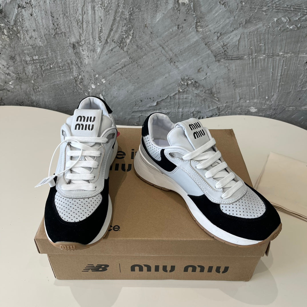 LIGHT GRAY MIX BLACK SNEAKERS COWHIDE - 35