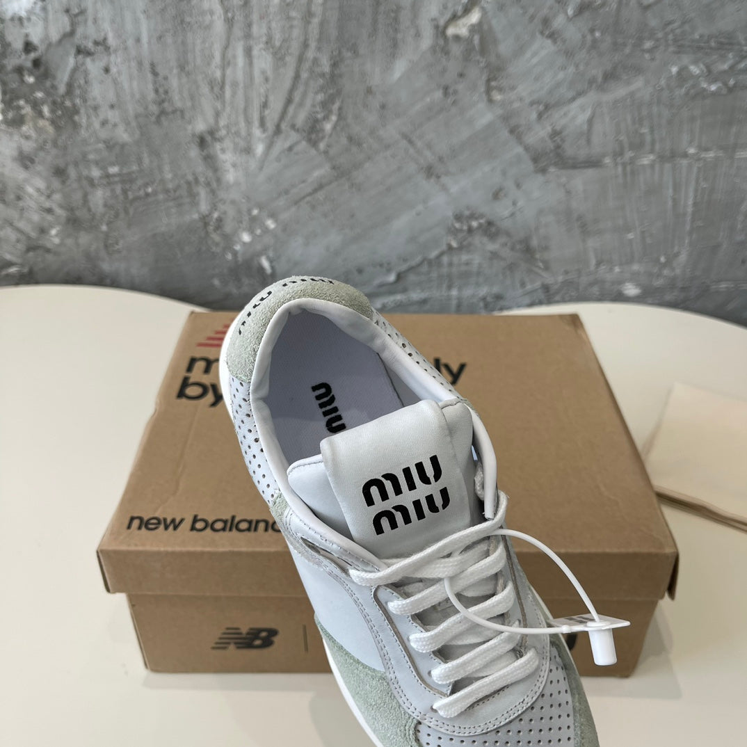 LIGHT GRAY MIX GRAY SNEAKERS COWHIDE - 35