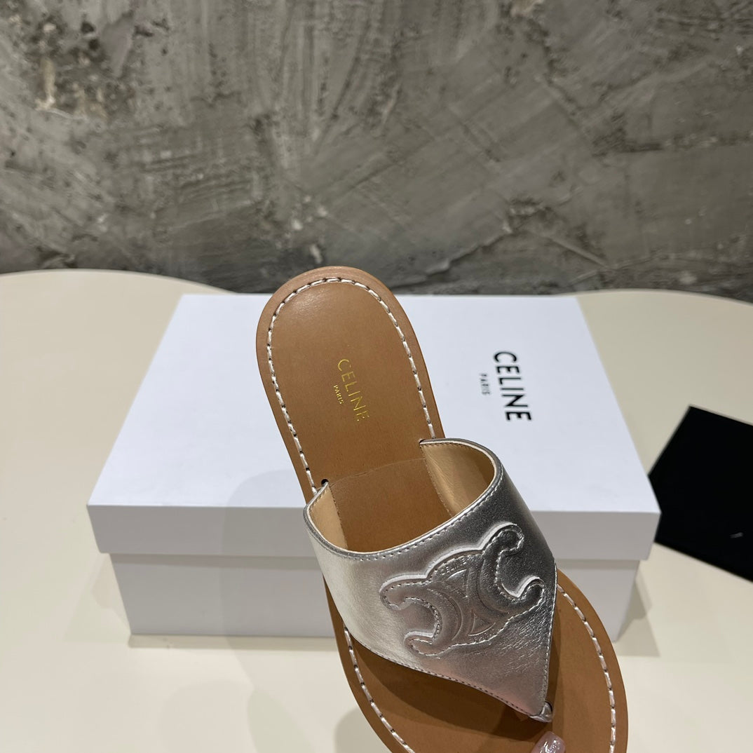 WOMEN TRIOMPHE FLAT THONG IN CALFSKIN SILVER - 35