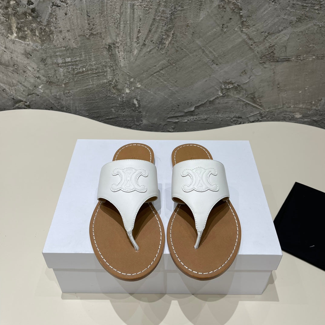 WOMEN TRIOMPHE FLAT THONG IN CALFSKIN WHITE - 35