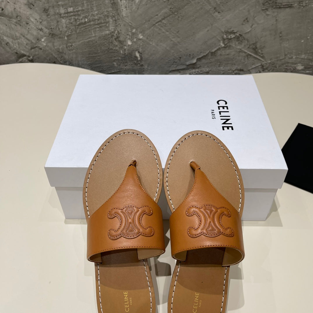 WOMEN TRIOMPHE FLAT THONG IN CALFSKIN DARK BROWN - 35