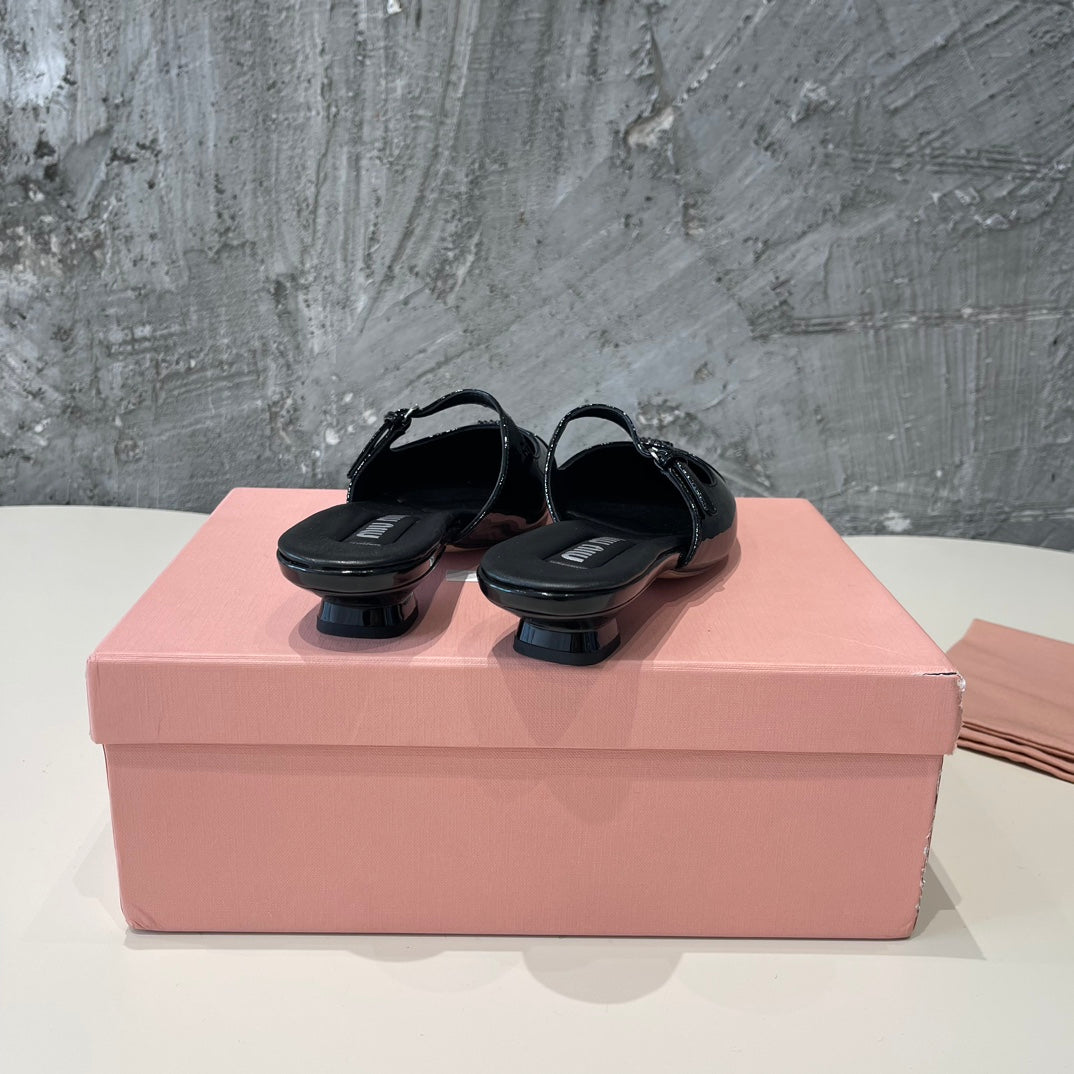 CAP TOE MULES BLACK SHEEPSKIN - 35