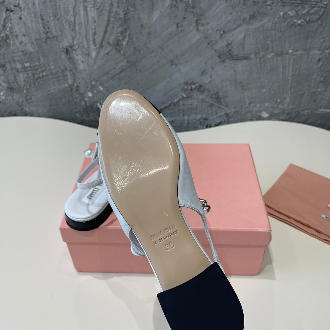 SMALL SQUARE HEAD MARY JANE SANDAL WHITE CALFSKIN - 35