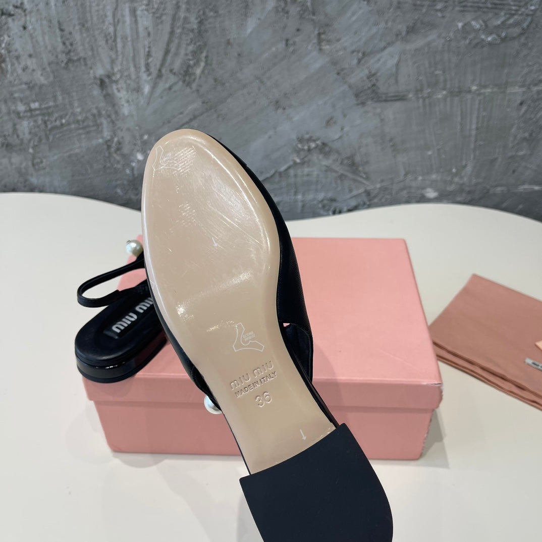 SMALL SQUARE HEAD MARY JANE SANDAL BLACK CALFSKIN - 35