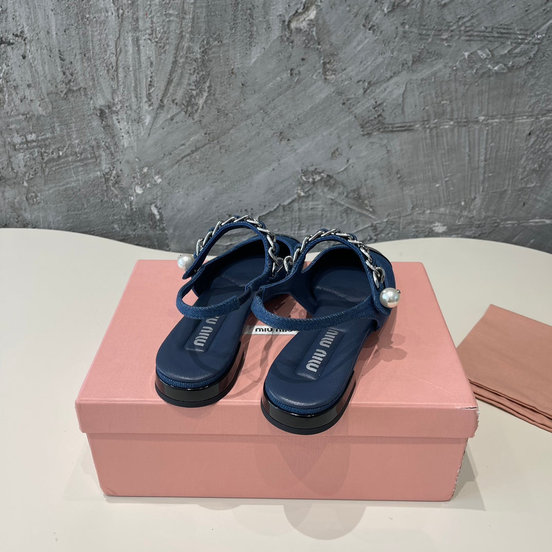 SMALL SQUARE HEAD MARY JANE SANDAL NAVY BLUE CALFSKIN - 35
