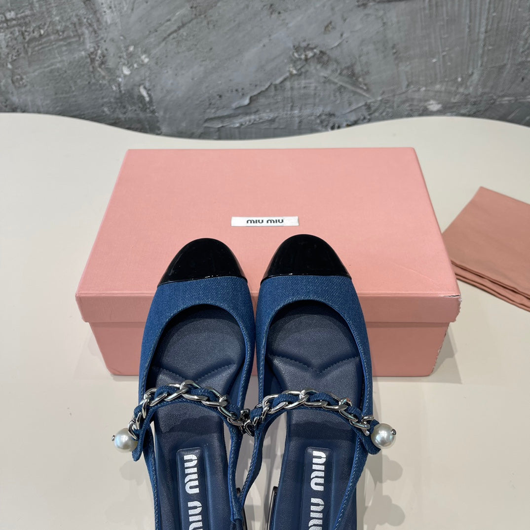 SMALL SQUARE HEAD MARY JANE SANDAL NAVY BLUE CALFSKIN - 35