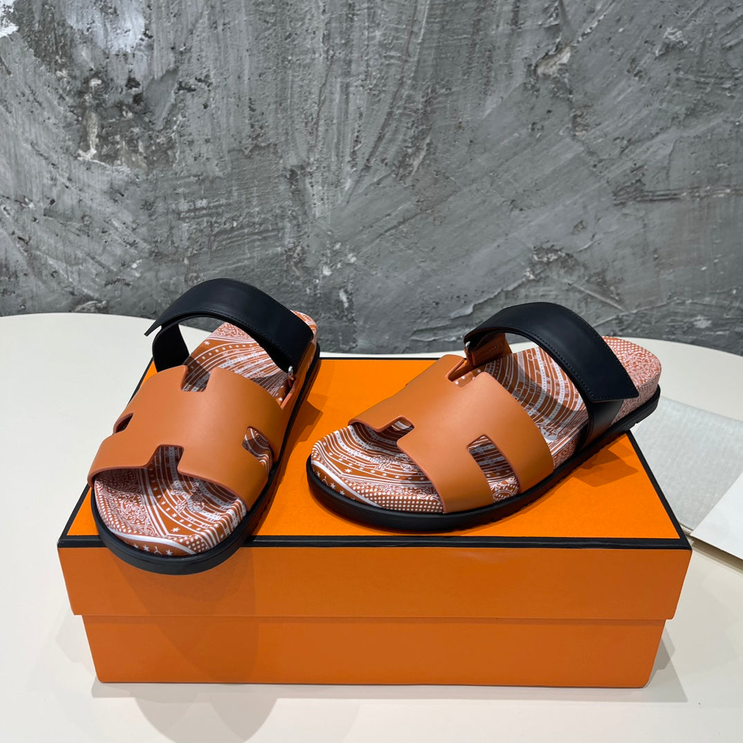 CHYPRE SANDAL CARAMEL CALFSKIN UNIQUE - 35
