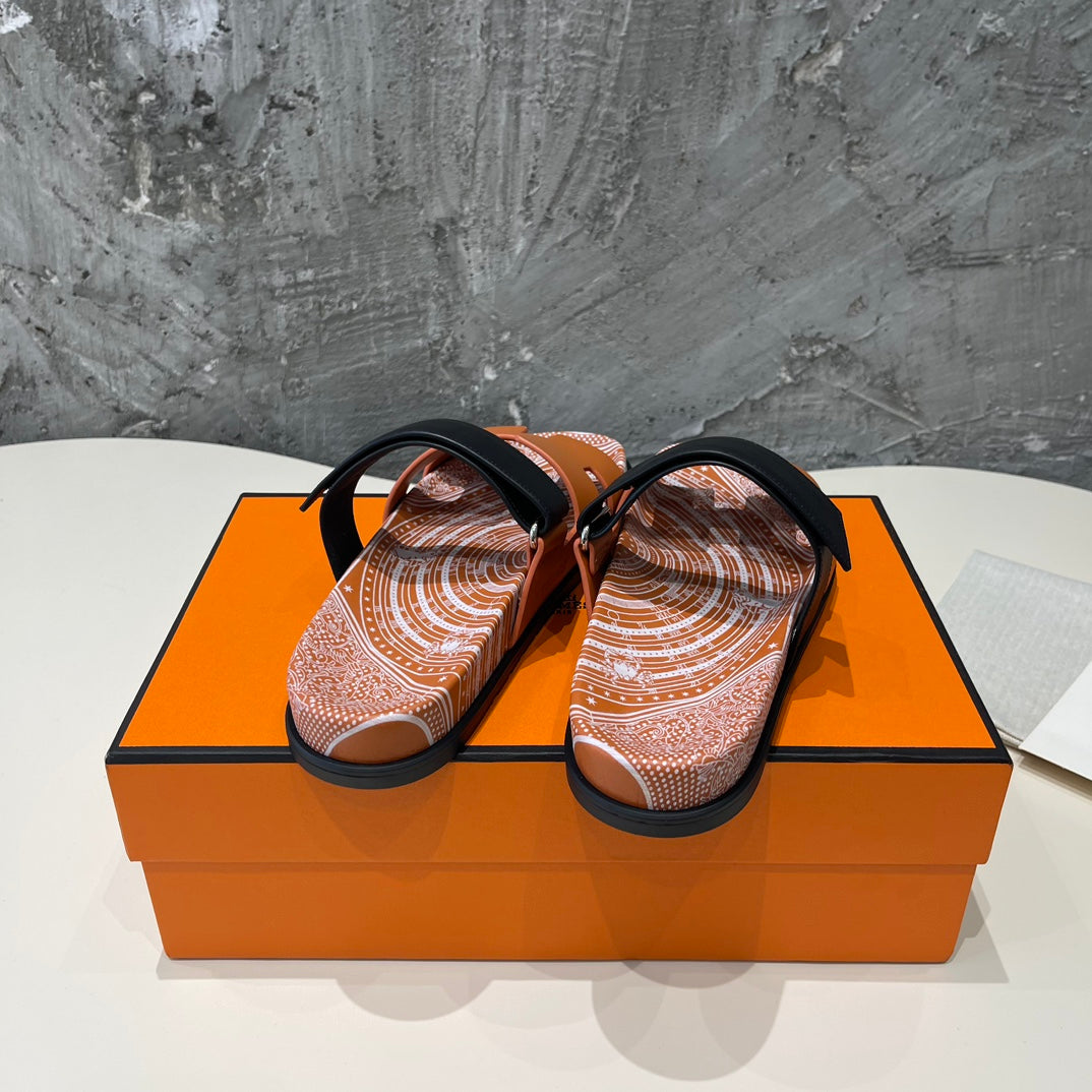 CHYPRE SANDAL CARAMEL CALFSKIN UNIQUE - 35