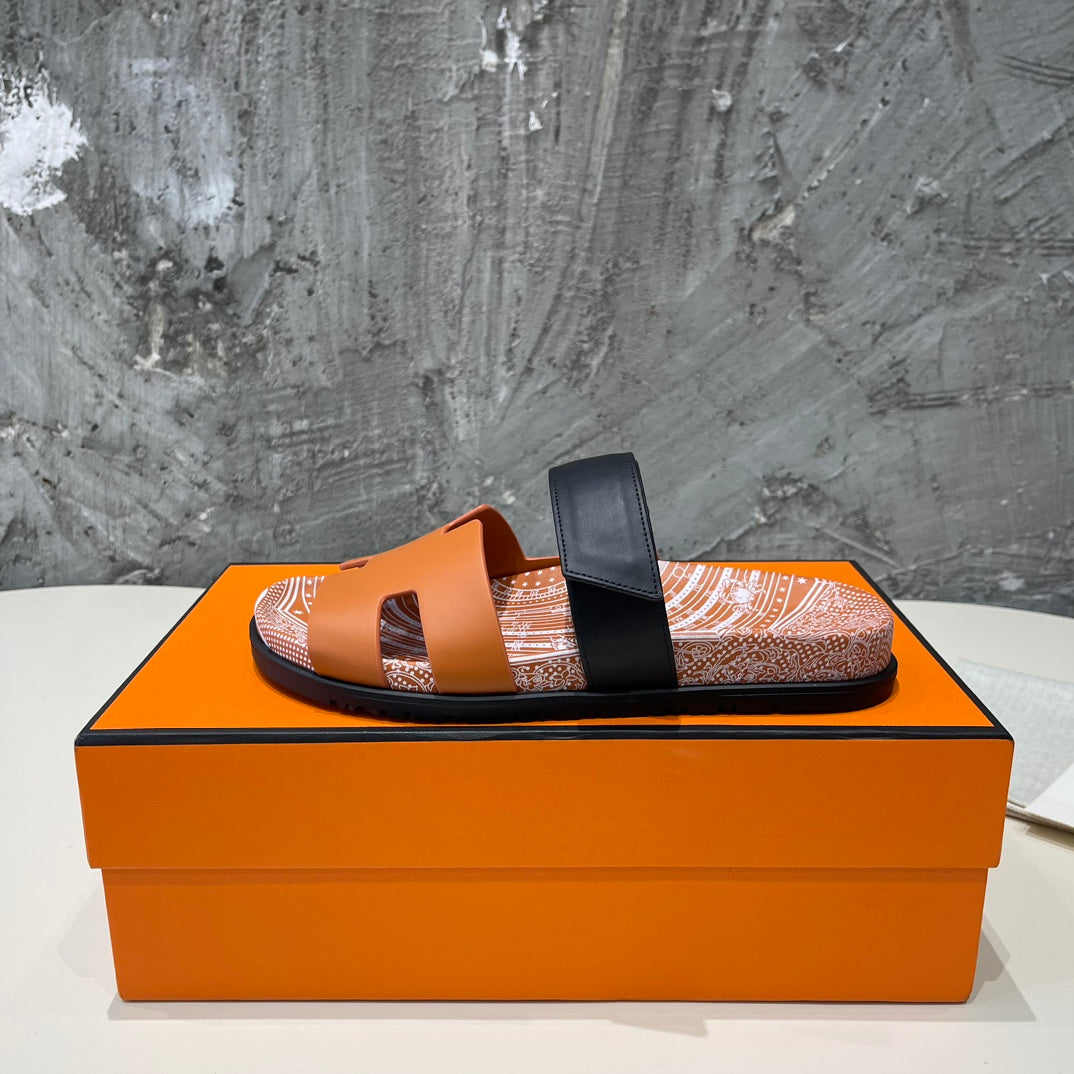 CHYPRE SANDAL CARAMEL CALFSKIN UNIQUE - 35