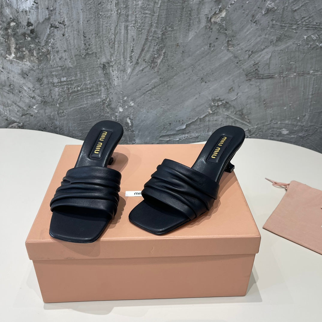 HIGH - HEEL BLACK SHEEPSKIN WITH STYLIZED STRAPS - 35