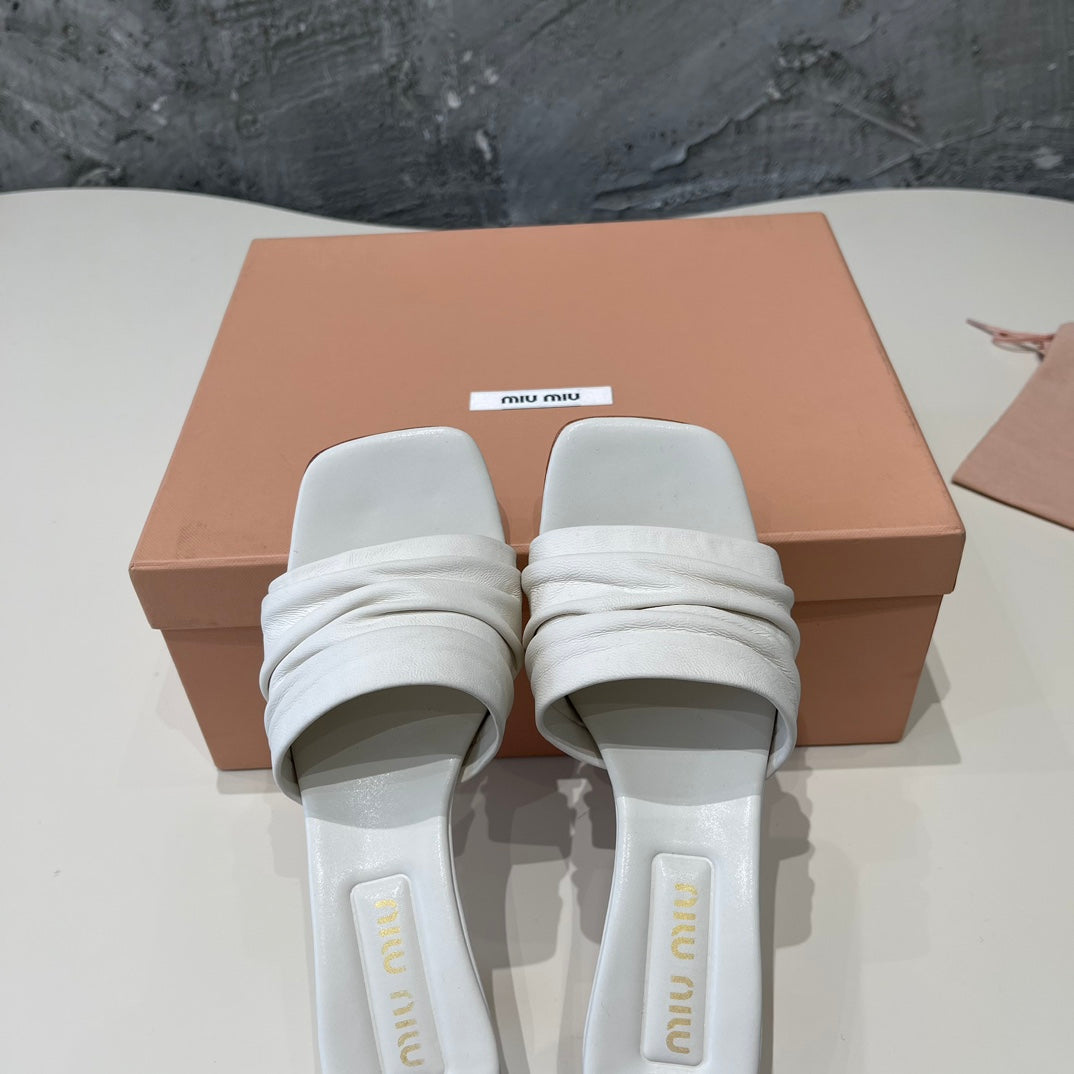HIGH - HEEL WHITE SHEEPSKIN WITH STYLIZED STRAPS - 35