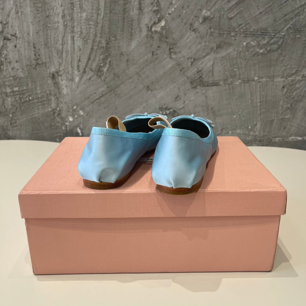BALLET FLAT SHOES LIGHT BLUE GLOSSY SHEEPSKIN - 35
