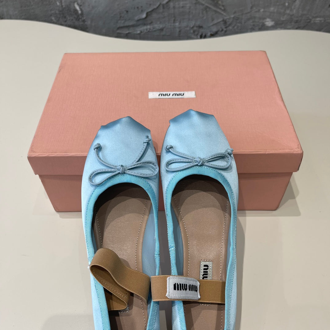 BALLET FLAT SHOES LIGHT BLUE GLOSSY SHEEPSKIN - 35